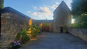 Maisons de vacances Gite de charme 6 a 12 personnes piscine privee Sarlat- Archignac : photos des chambres