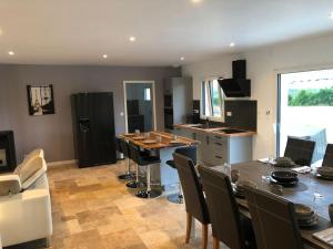 Gîte calme sans voisins, jacuzzi