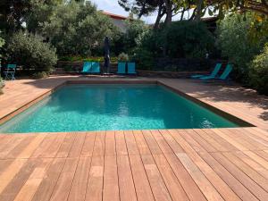 B&B / Chambres d'hotes VILLA BLEUE - LES PINS : photos des chambres