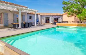 Maisons de vacances Awesome Home In Le Plan-de-la-tour With Wifi, Heated Swimming Pool And 4 Bedrooms : photos des chambres