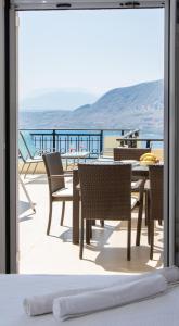 Souda Bay View with Private Pool near Chania City