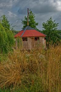 Sejours a la campagne Yourte Roulotte et Gite de la Laita : photos des chambres