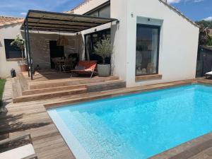 Maisons de vacances Maison plain pied + jardin + piscine a 3 km plages : photos des chambres