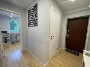 Modern 1BR Haven near Two Parks