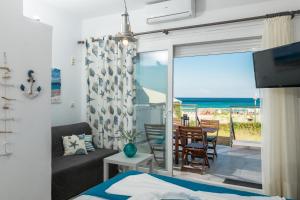 Artemis Beach Apartments