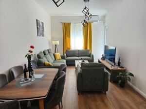 Adriatic Breeze_Centre of Bijela