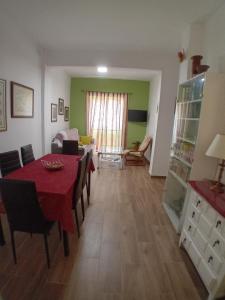 Apto a 5 min a pie de la playa - Hoteles de 4 estrellas en Málaga