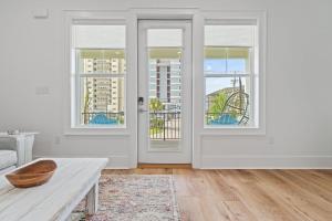 Totally Beachin at Pelican Place