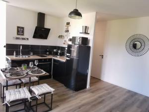 Appartements LE DEAUVILLE *T2 (40m²) *WIFI*PARKING PRIVE*CALME : photos des chambres