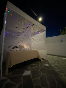 Exclusive Villa Larnaca - 8 plus sleeps - 2 min from BEACH - Big Private Pool