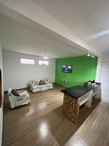 CASA TEMPORADA PRÓXIMO A PRAIA
