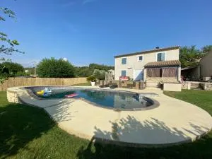 Villa individuelle avec piscine privée proche du Ventoux - Méthamis