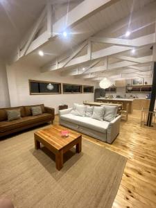 Buchuvillas Surf House