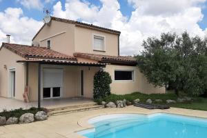 Villas Villa de l'ibie, 8 personnes piscine jacuzzi : photos des chambres