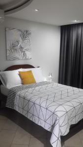 PH Los Pilares Room at the Sky & Roof Top