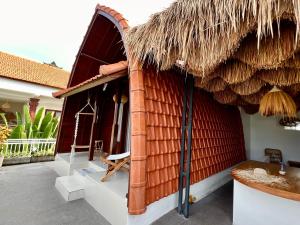 Shortcut Breeze Guest House