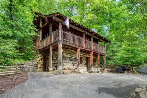 One-Bedroom House room in ER69 - Rachel's Tree House - Great location Close to all the action! cabin