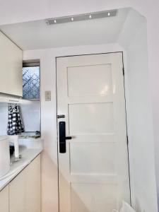 Queen Size Studio in Cebu City