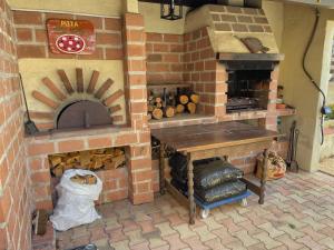 Villas Villa Confort Jacuzzi Barbecue Clim Parking : photos des chambres