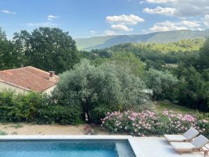 Maisons de vacances La Mirande a Lacoste : photos des chambres