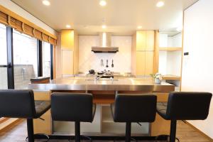 Crane Court KitaHorie