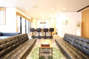 Crane Court KitaHorie