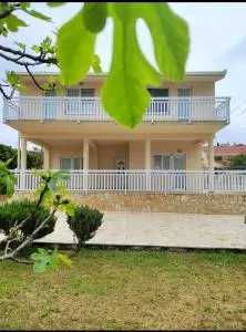 维拉公寓 - 波尔吉察