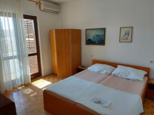 Apartmani Kasteljan 2-3