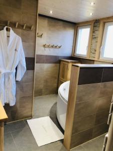 Maisons de vacances Gite Les Libellules - 4 etoiles - 12pers - Spa : photos des chambres