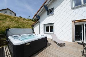 Maisons de vacances Gite Les Libellules - 4 etoiles - 12pers - Spa : photos des chambres