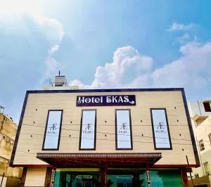 HOTEL EKAS - Charbagh