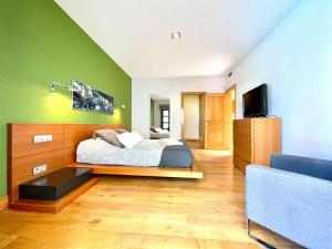 Villas Mamma Mia Sleeps 6 with Pool