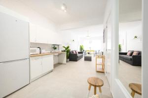 New, center and beach by 10ToSea