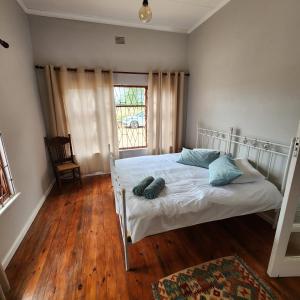 Karoo Leeu Self Catering