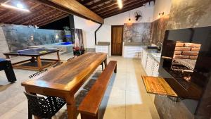 Casa Pé na Areia com Piscina Climatizada