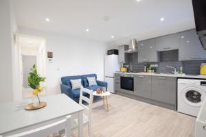 Stylish City Centre Apartments