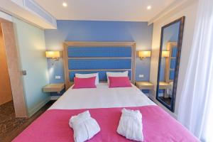 Hotels Hotel Saint Christophe : photos des chambres