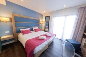 Hotels Hotel Saint Christophe : photos des chambres