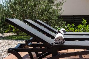 Family House "Villa Gyra" with Private Swimming Pool, Indoor BBQ, Gym and Gaming room!