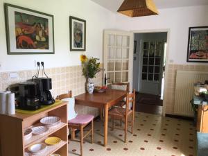 Maisons de vacances Holiday home in Montaigu-de-Quercy with garden : photos des chambres