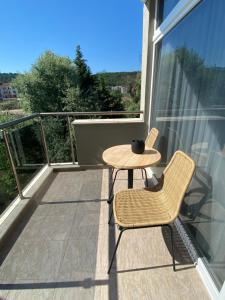 STUDIO 33 South Pearl Homes