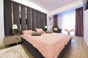 Apartel Golden Infinity