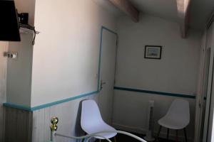 Villas Villa situee entre mer et foret : photos des chambres