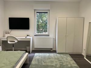 Five Rooms Apart