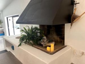 Cosy finca, sea views, jacuzzi