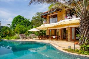 Bougainvillea Retreat
