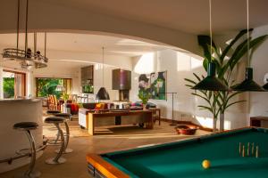 Bougainvillea Retreat