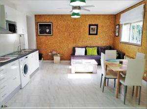 Apartamento para 4 personas, primera línea de mar. Peñismar II