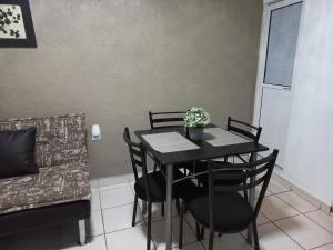 Cómodo & confortable apartamento. 5 minutos del aeropuerto