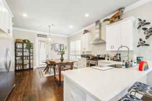 Pet-Friendly Arabi Vacation Rental with Fire Pit!